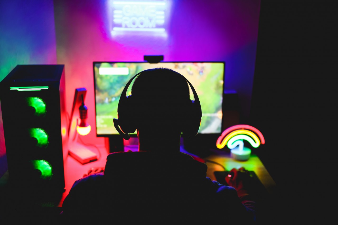 Quarto gamer: desde o setup até os móveis!